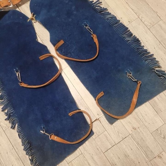 Kids Vintage 90's Western Blue Leather Fringe Concho Rodeo Cowboy Chaps Size 4T - Picture 6 of 6